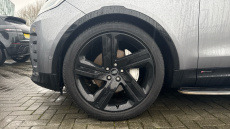 Land Rover Discovery 3.0 D300 R-Dynamic HSE 5dr Auto Diesel Station Wagon